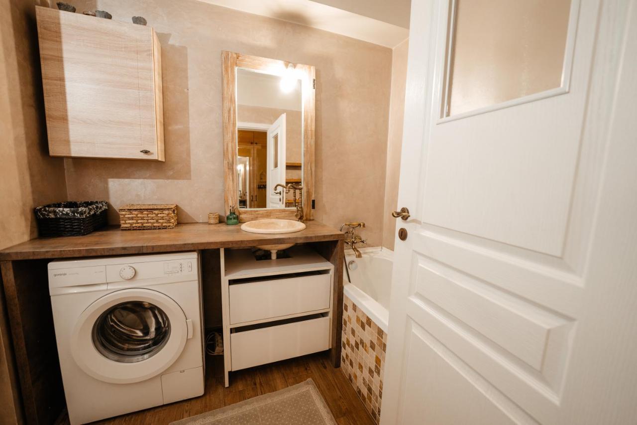 Apartament Bright And Cozy Design Apt With Office Kluż-Napoka Zewnętrze zdjęcie