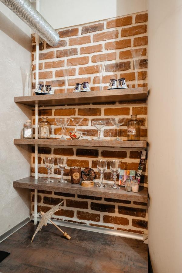 Apartament Bright And Cozy Design Apt With Office Kluż-Napoka Zewnętrze zdjęcie