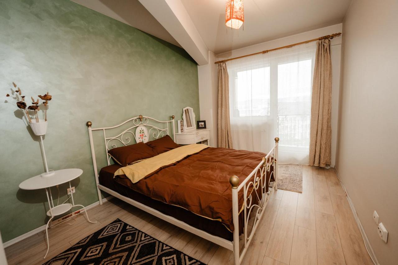 Apartament Bright And Cozy Design Apt With Office Kluż-Napoka Zewnętrze zdjęcie